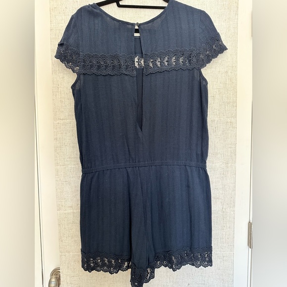 LOFT Beach Crochet Romper - Picture 3 of 4